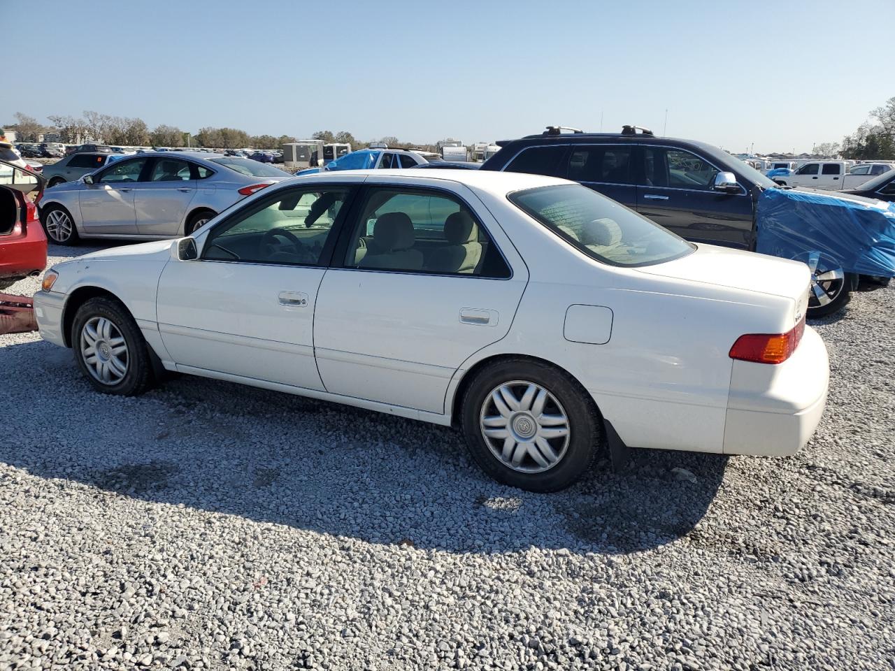 2001 Toyota Camry - Image 2