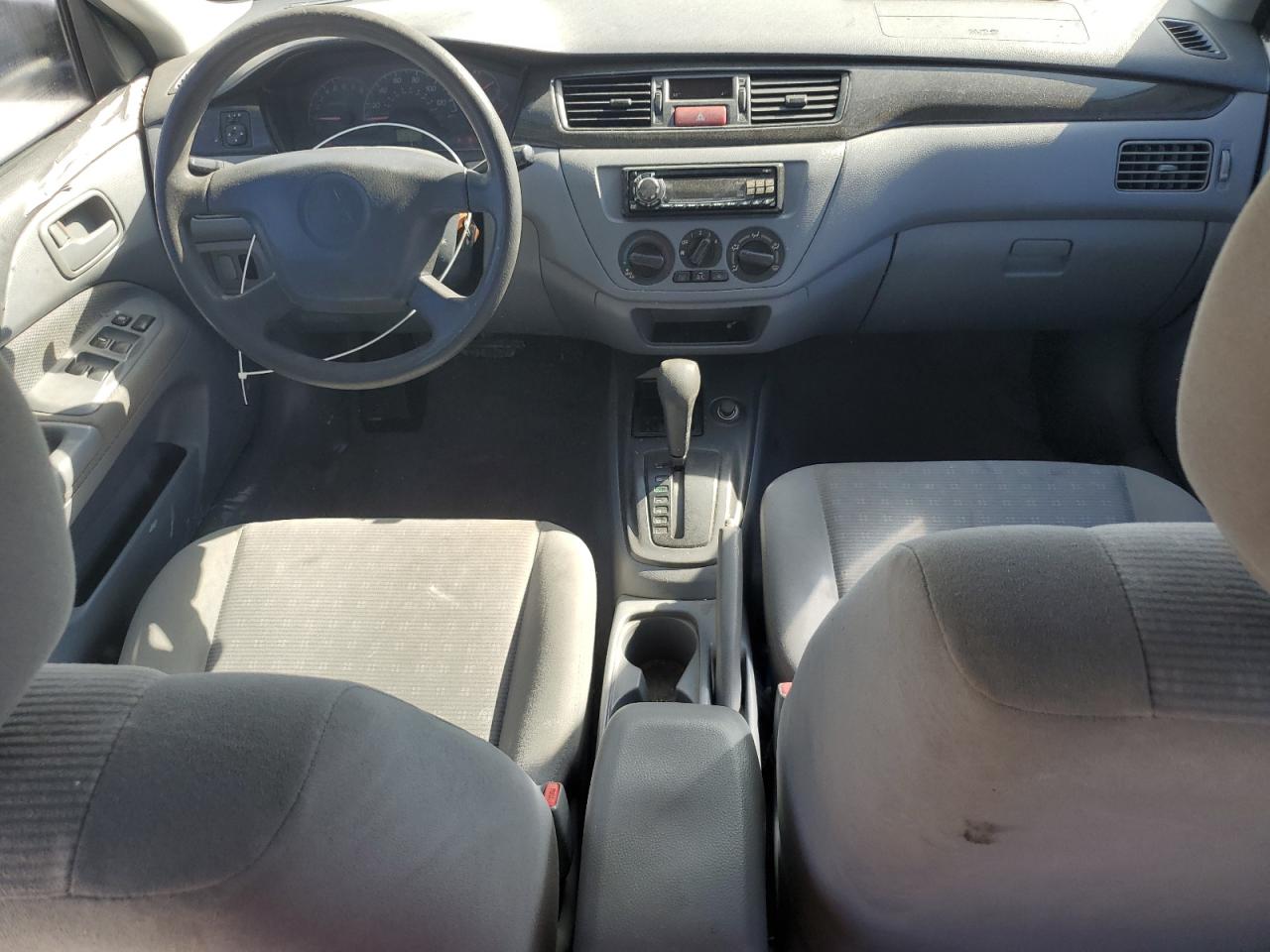 2003 Mitsubishi Lancer - Image 8