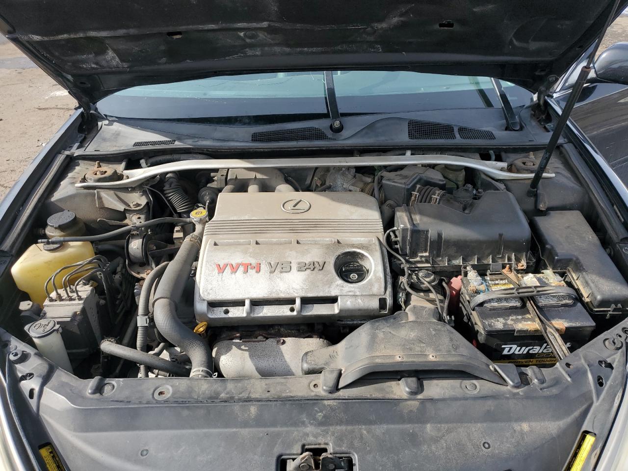 2002 Lexus ES - Image 12