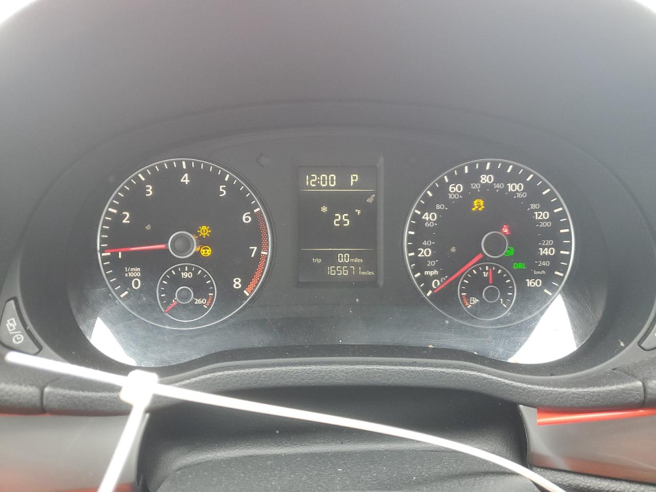 2015 Volkswagen Passat - Image 9