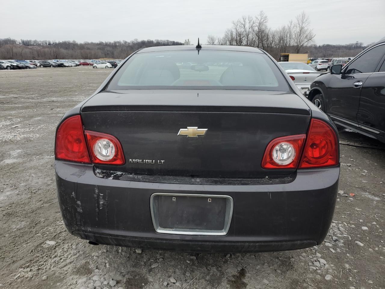 2011 Chevrolet Malibu - Image 6