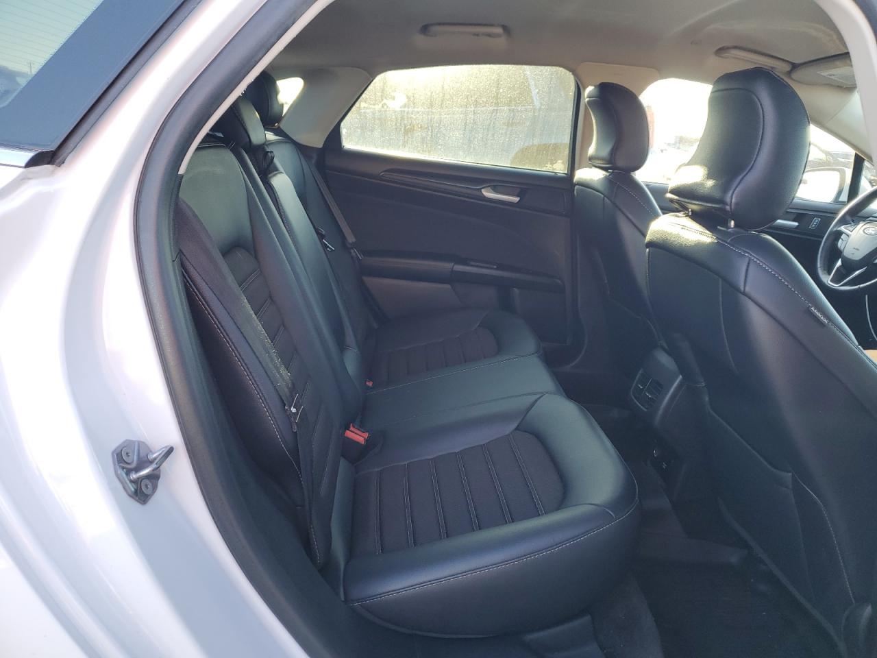 2018 Ford Fusion - Image 10