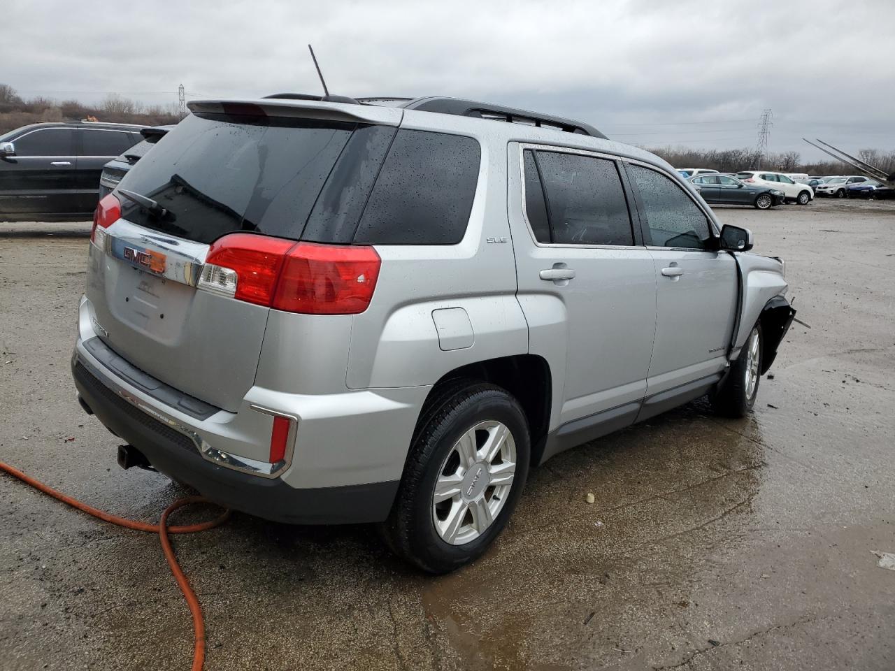 2016 GMC Terrain - Image 3