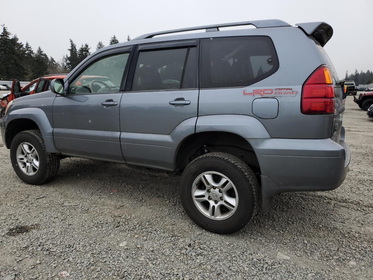 2006 Lexus GX - Image 2