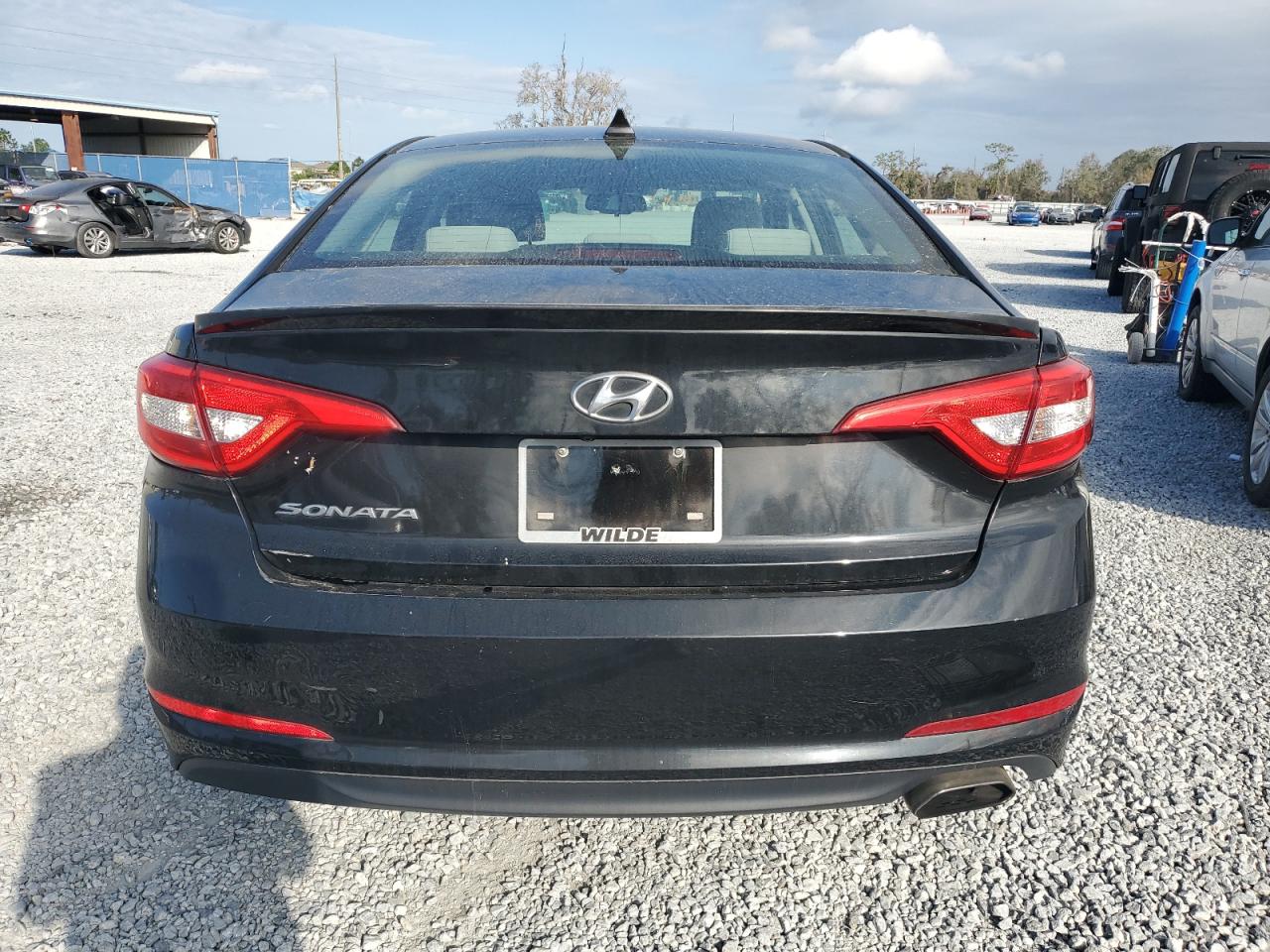 2016 Hyundai Sonata - Image 6