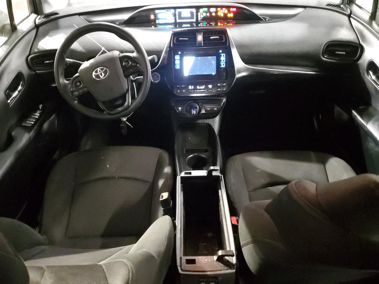 2019 Toyota Prius - Image 8