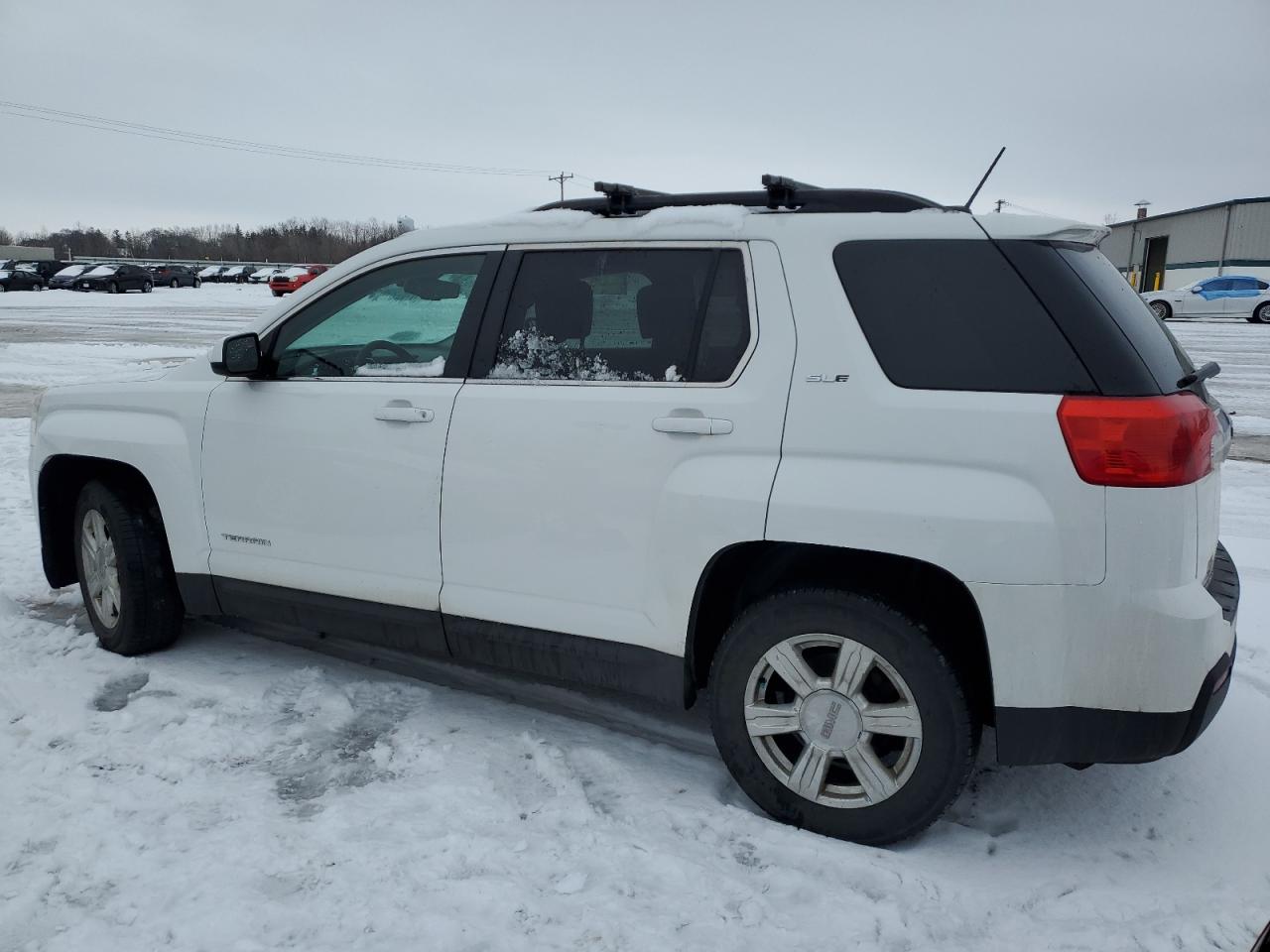 2015 GMC Terrain - Image 2