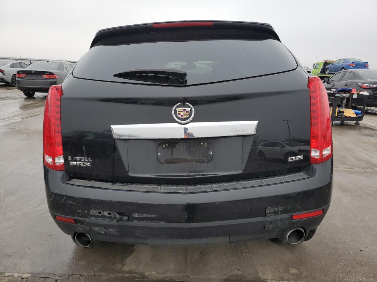 2016 Cadillac SRX - Image 6