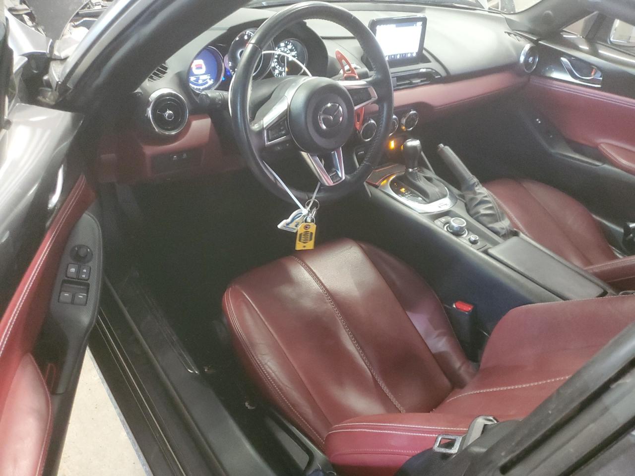 2020 Mazda MX-5 - Image 8