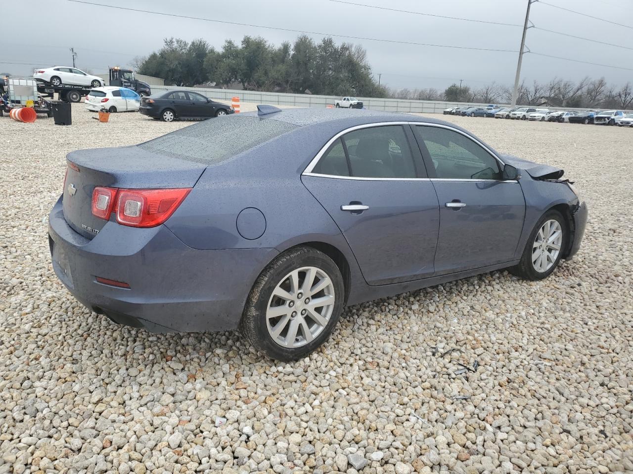 2015 Chevrolet Malibu - Image 3
