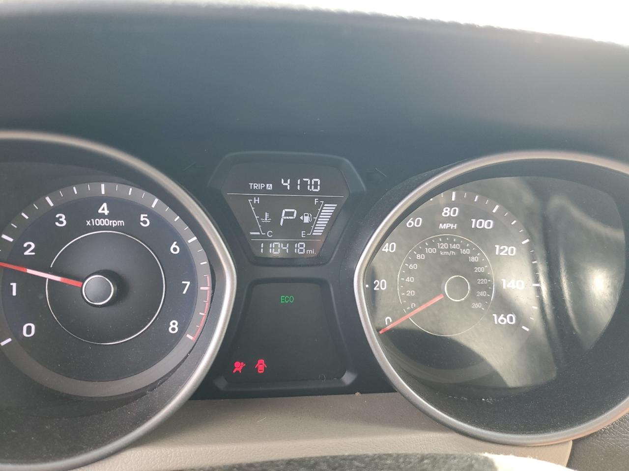 2016 Hyundai Elantra - Image 9