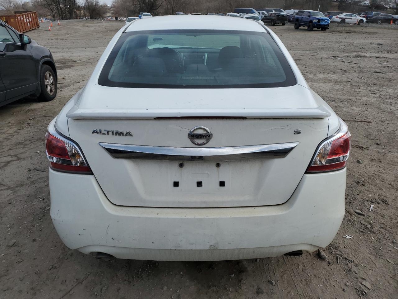 2015 Nissan Altima - Image 6