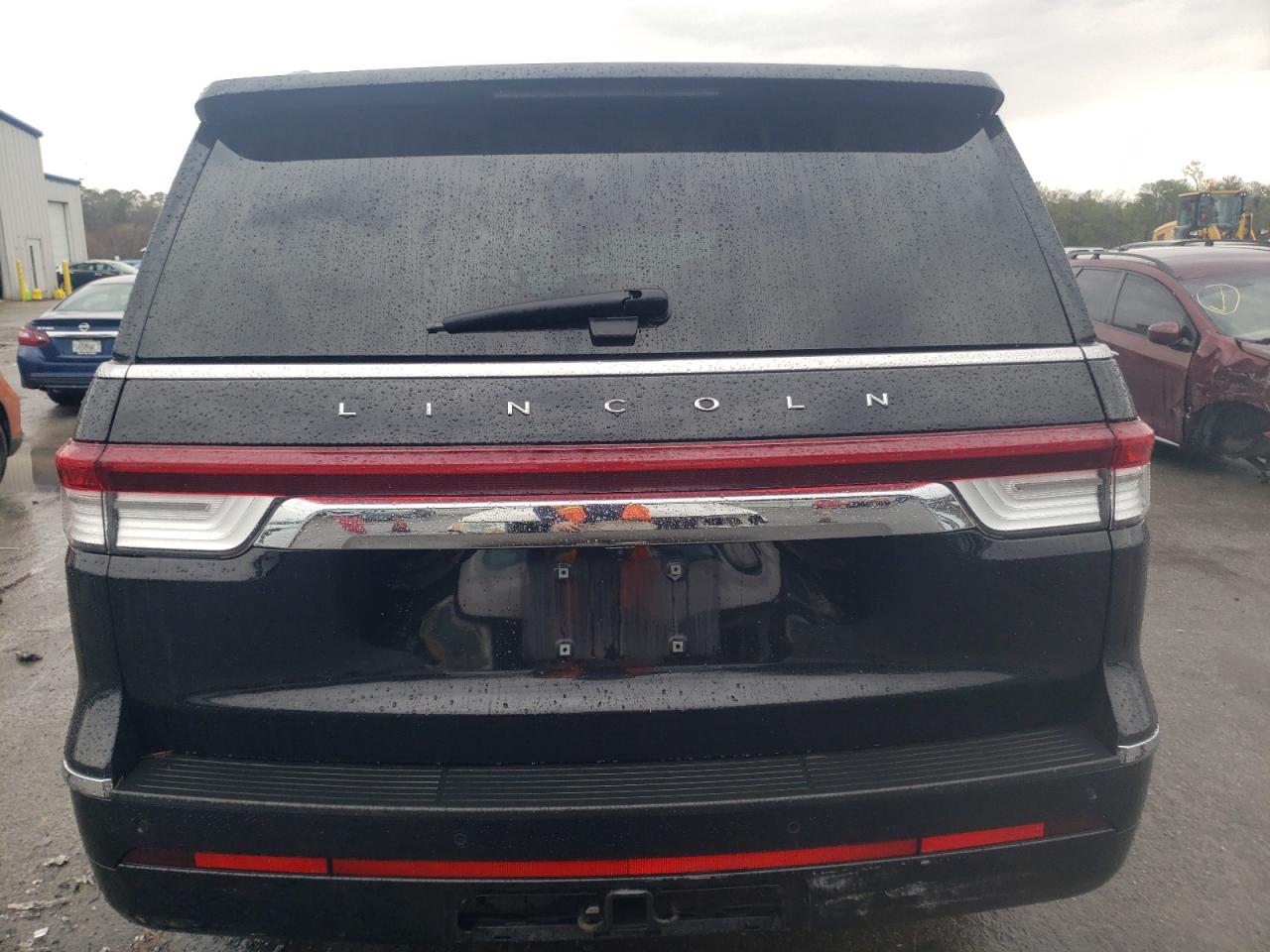 2022 Lincoln Navigator - Image 6