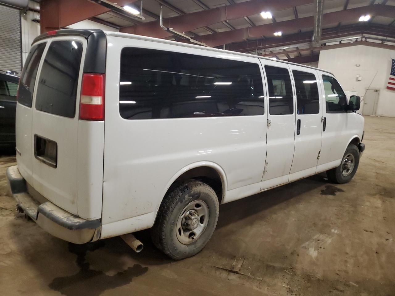 2017 Chevrolet Express - Image 3
