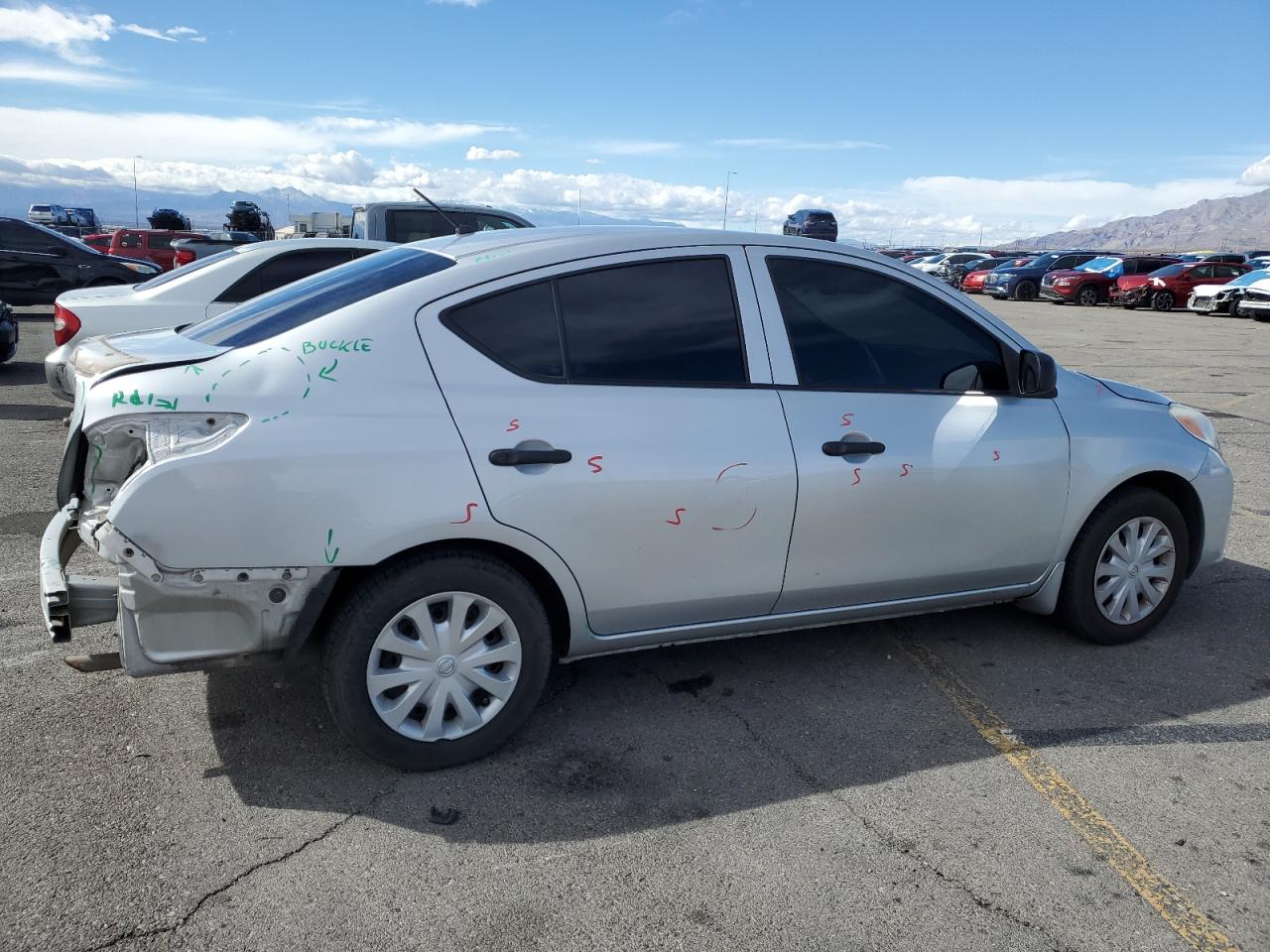 2014 Nissan Versa - Image 3