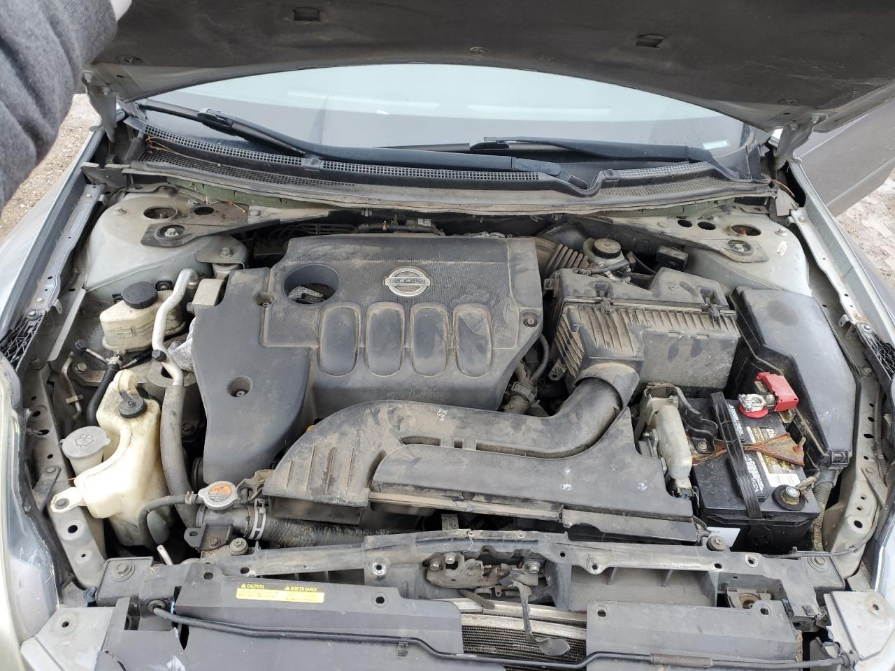 2009 Nissan Altima - Image 11