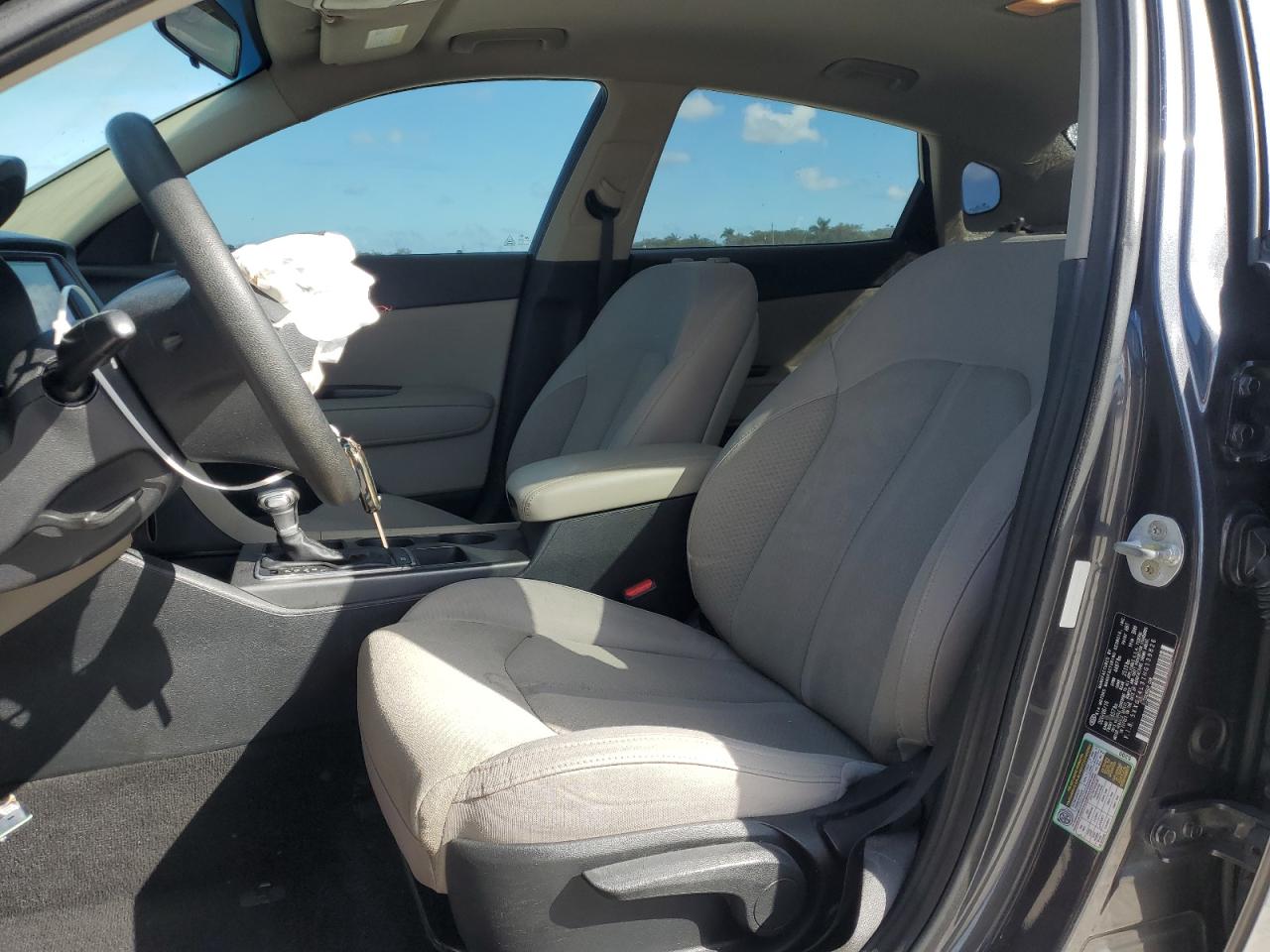2017 Kia Optima - Image 7