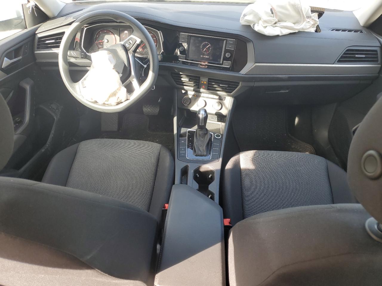 2021 Volkswagen Jetta - Image 8