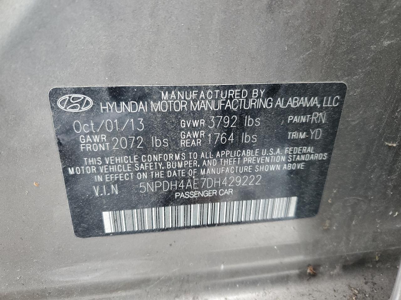 2013 Hyundai Elantra - Image 12
