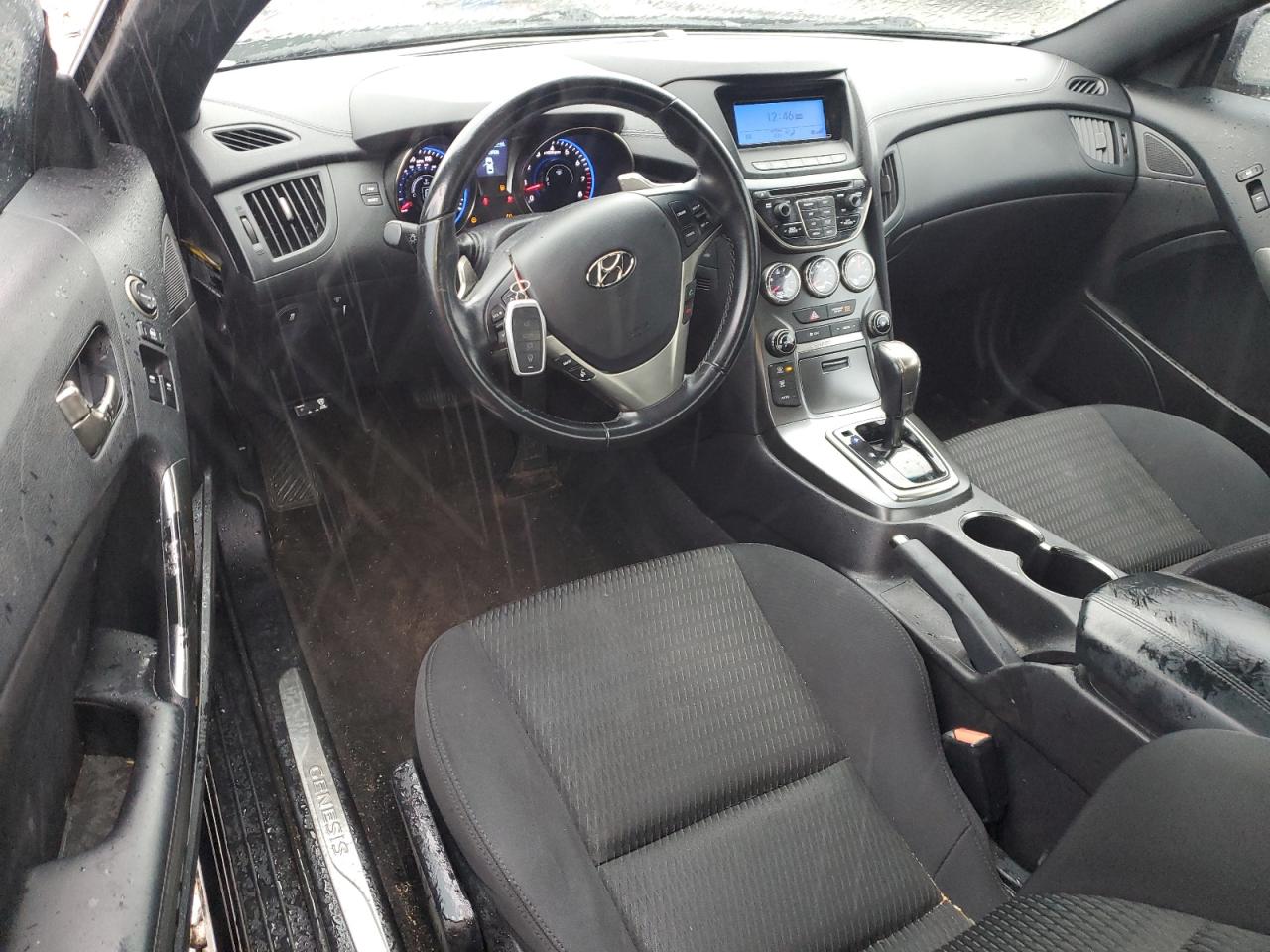 2015 Hyundai Genesis - Image 8