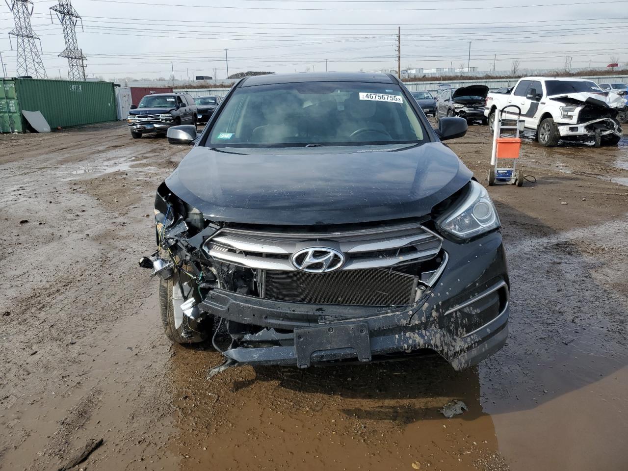 2017 Hyundai Santa Fe - Image 5