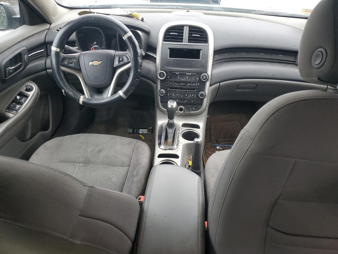 2014 Chevrolet Malibu - Image 8