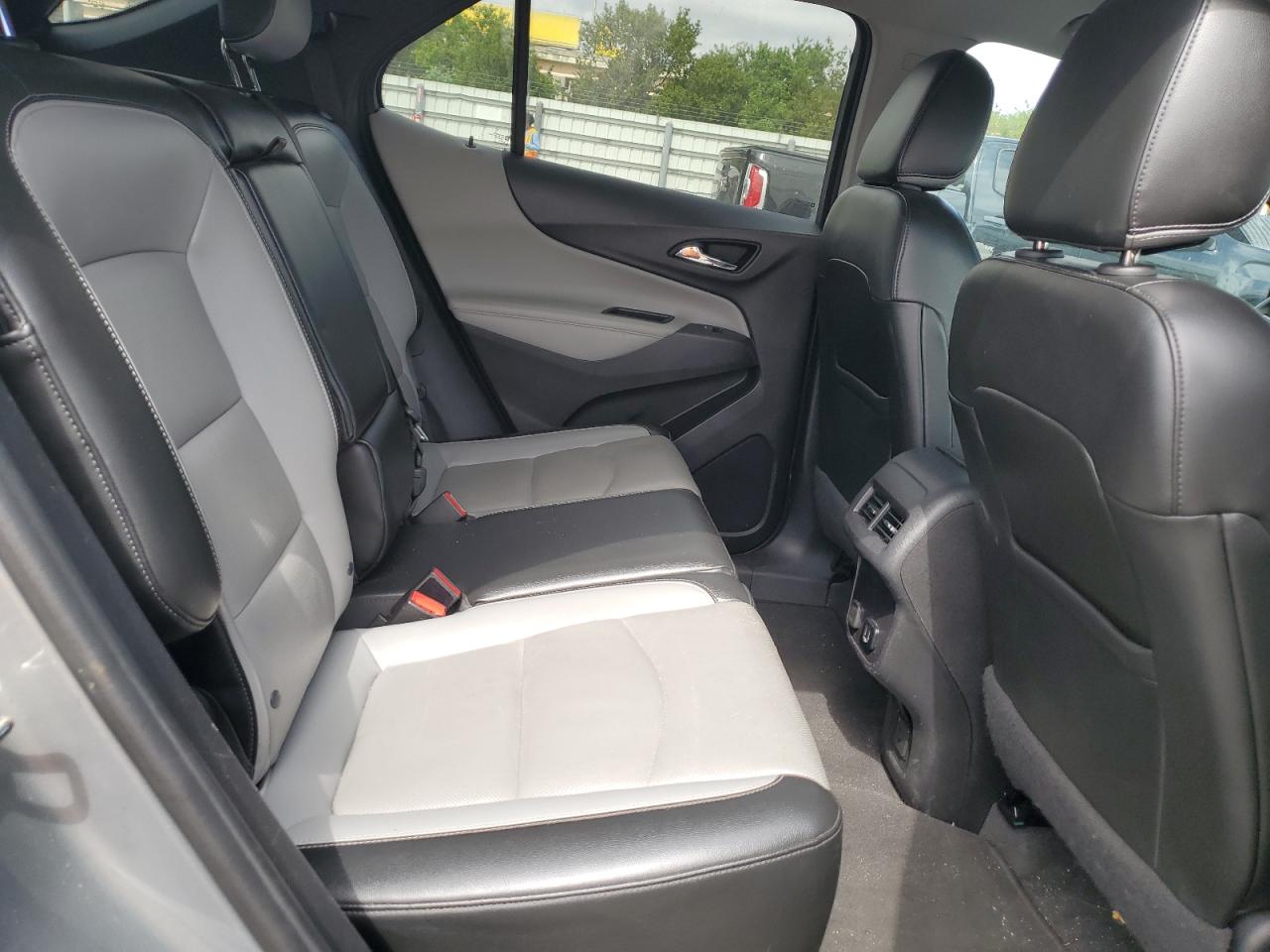 2018 Chevrolet Equinox - Image 11
