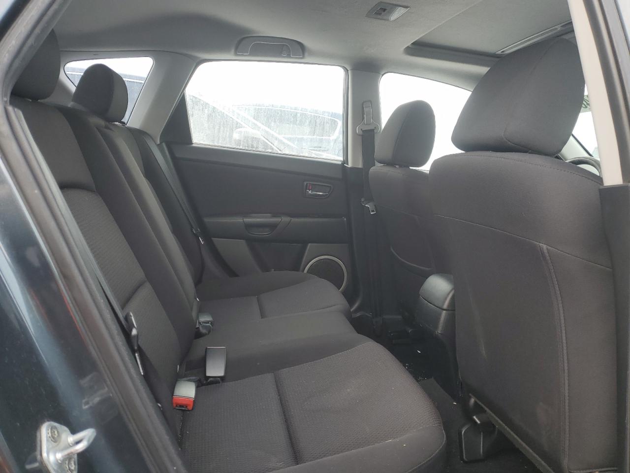 2009 Mazda 3 - Image 10