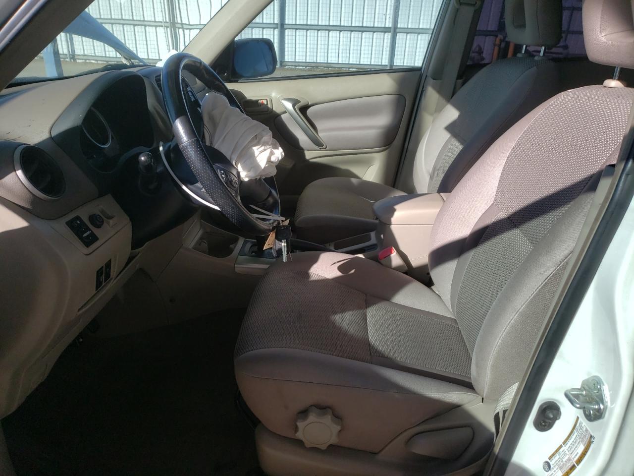 2005 Toyota RAV 4 - Image 7