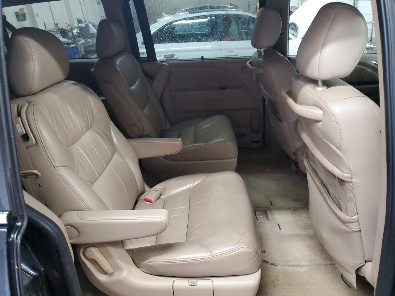 2007 Honda Odyssey - Image 11
