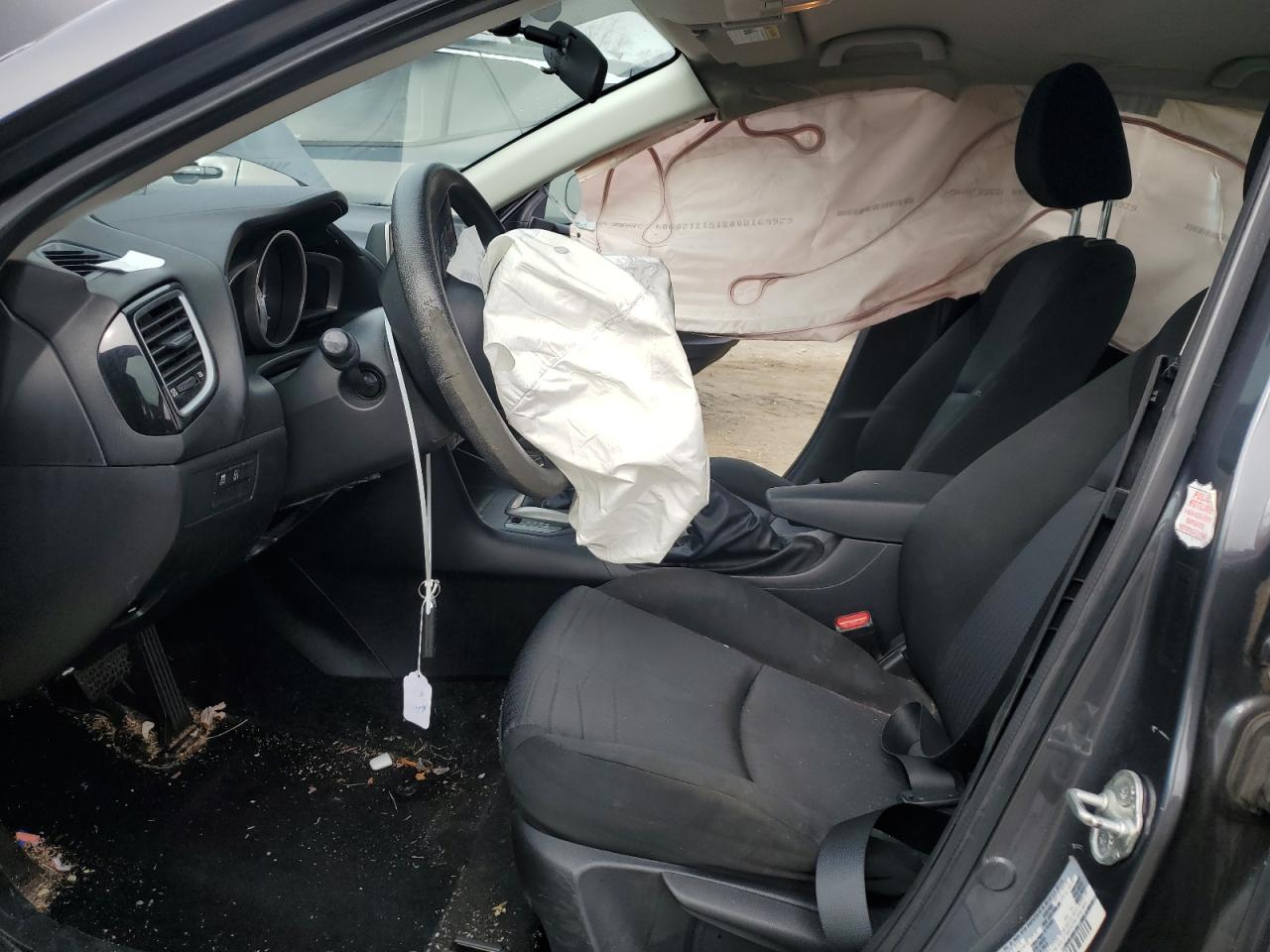 2014 Mazda 3 - Image 7