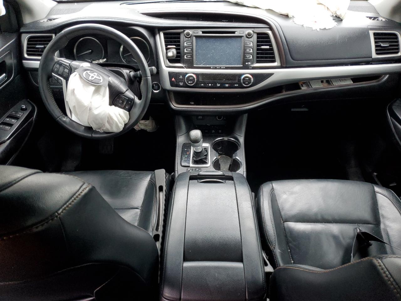 2016 Toyota Highlander - Image 8