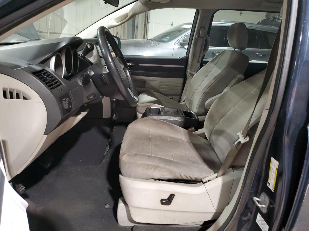 2008 Dodge Caravan - Image 7