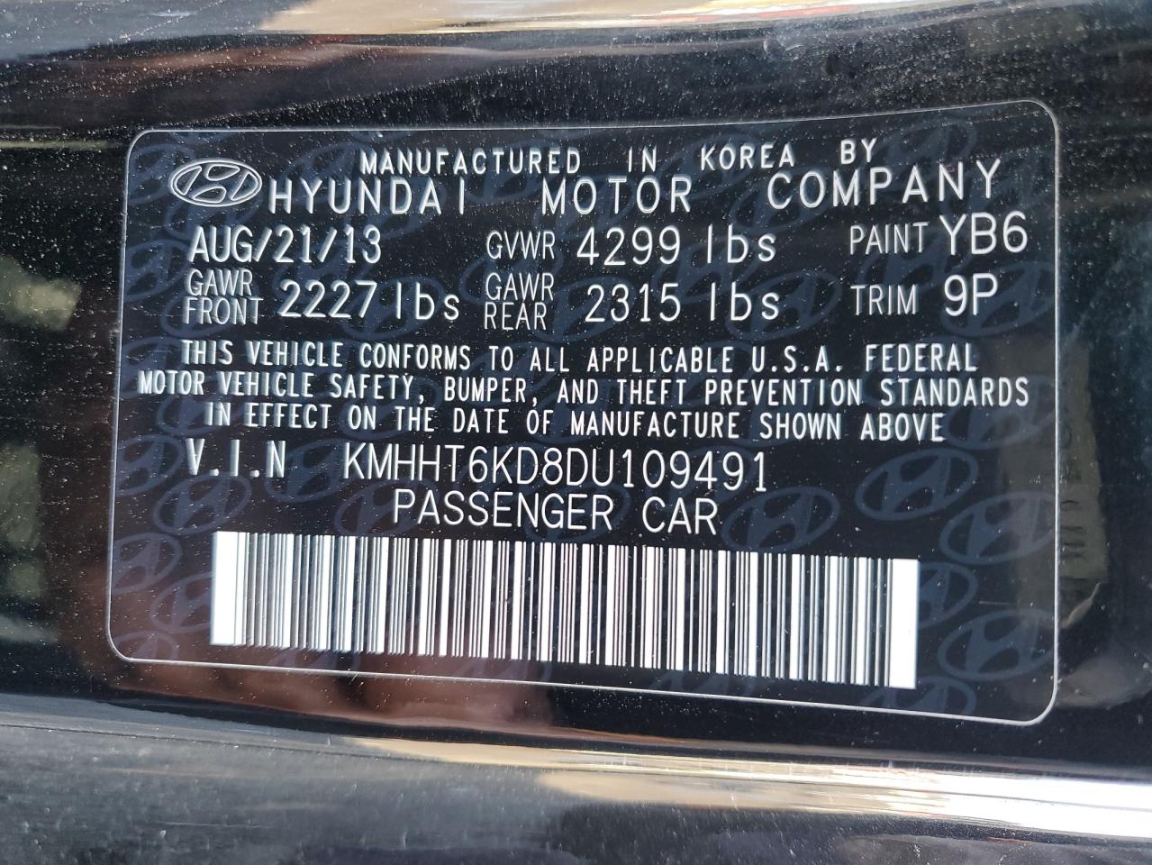 2013 Hyundai Genesis - Image 12