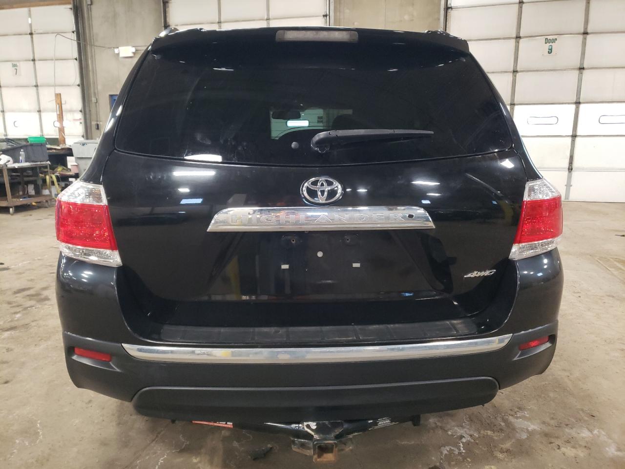 2013 Toyota Highlander - Image 6