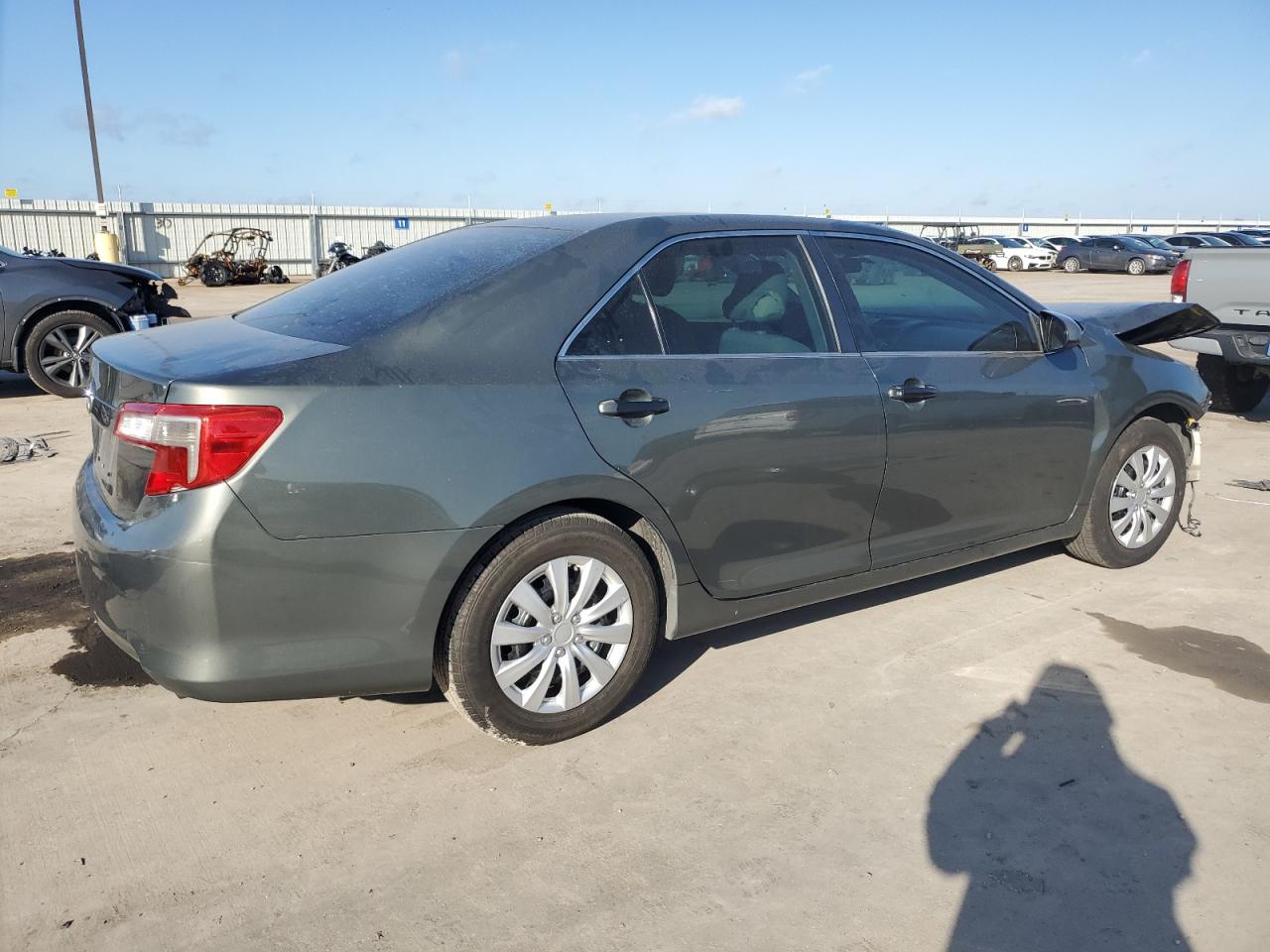 2013 Toyota Camry - Image 3