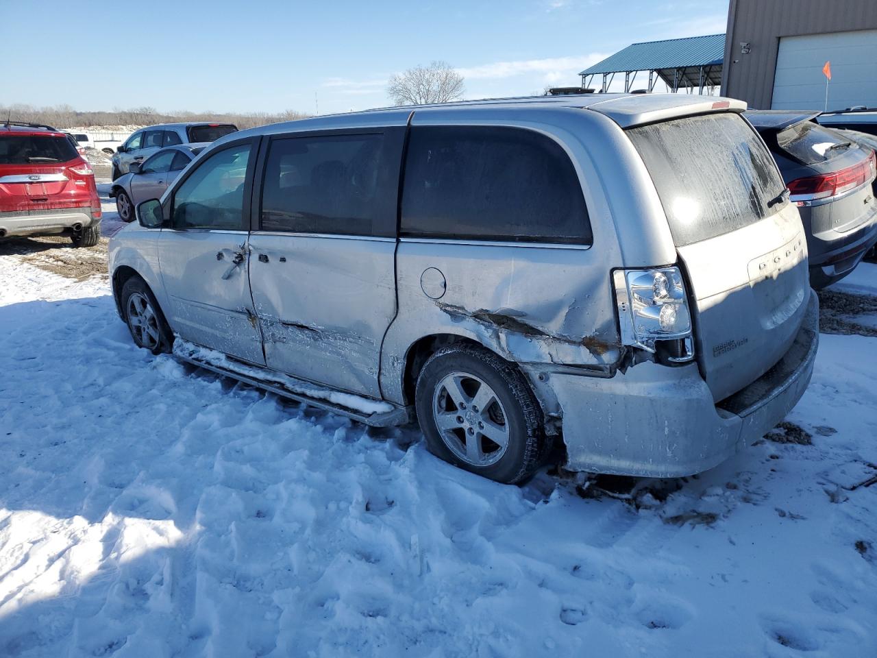 2012 Dodge Caravan - Image 2