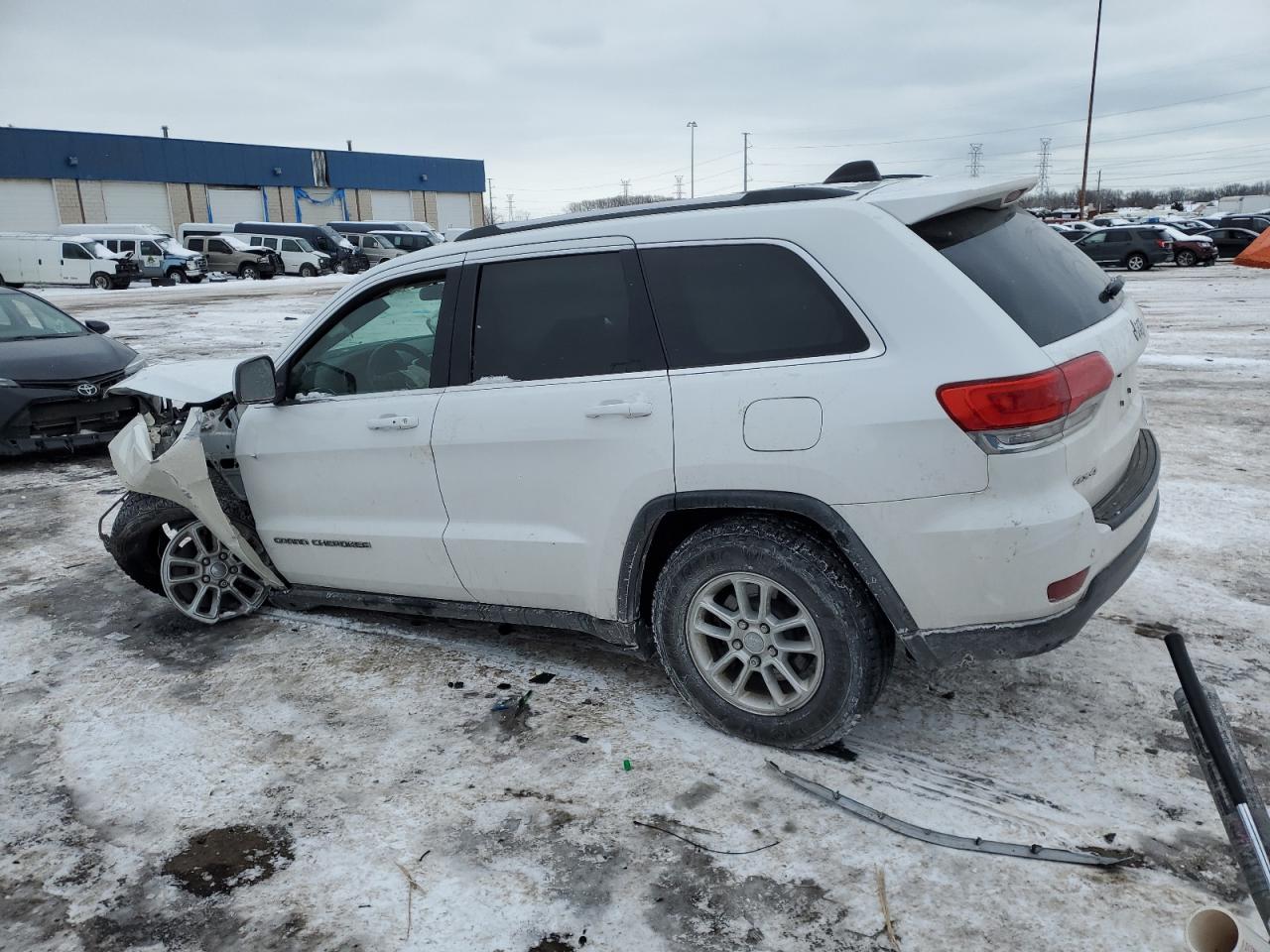 2018 Jeep Grand Cherokee - Image 2