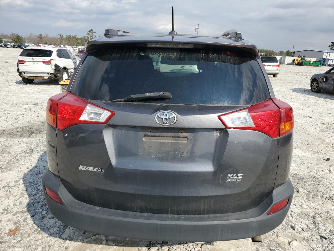 2014 Toyota RAV 4 - Image 6