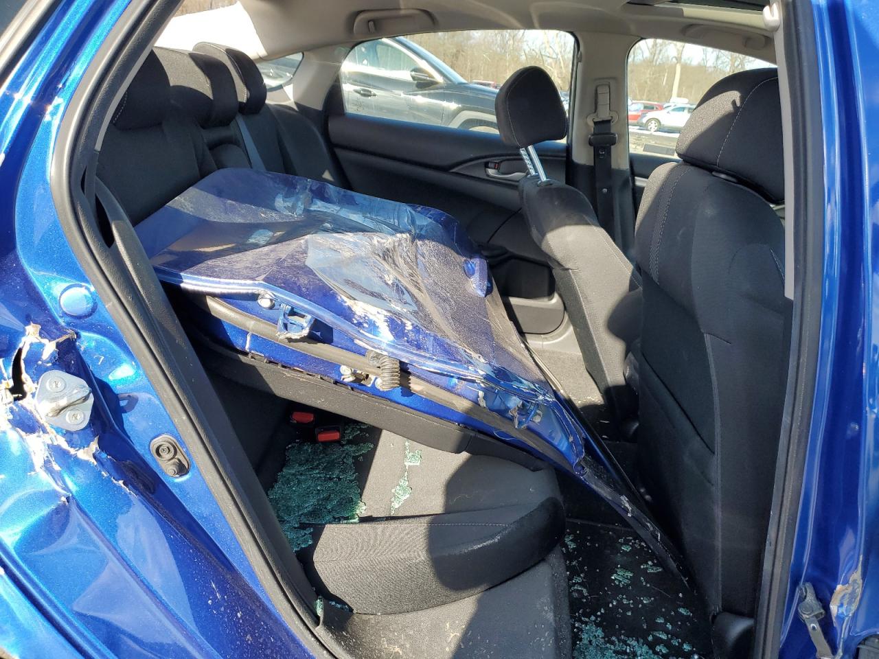 2019 Honda Civic - Image 10