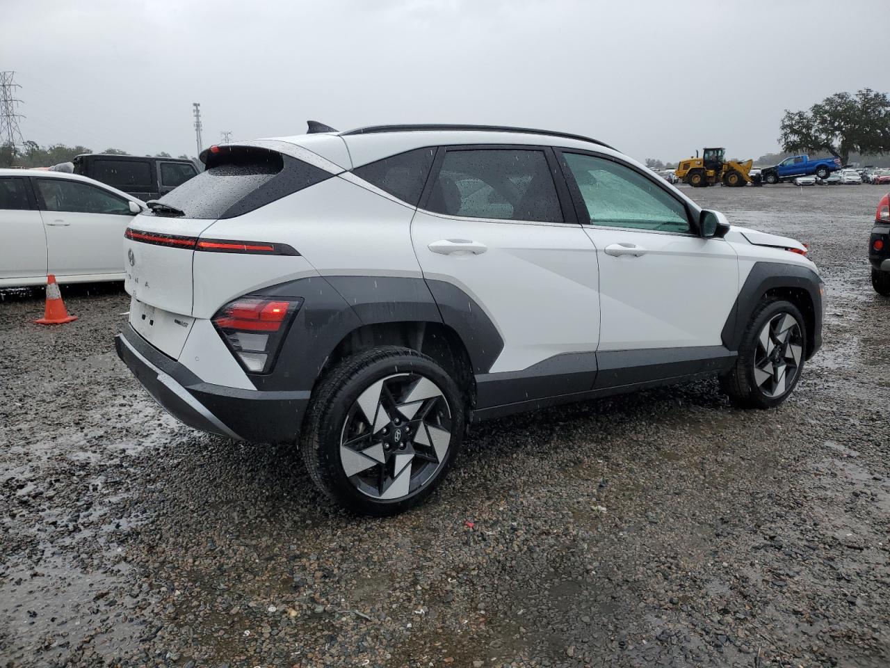 2024 Hyundai Kona - Image 3