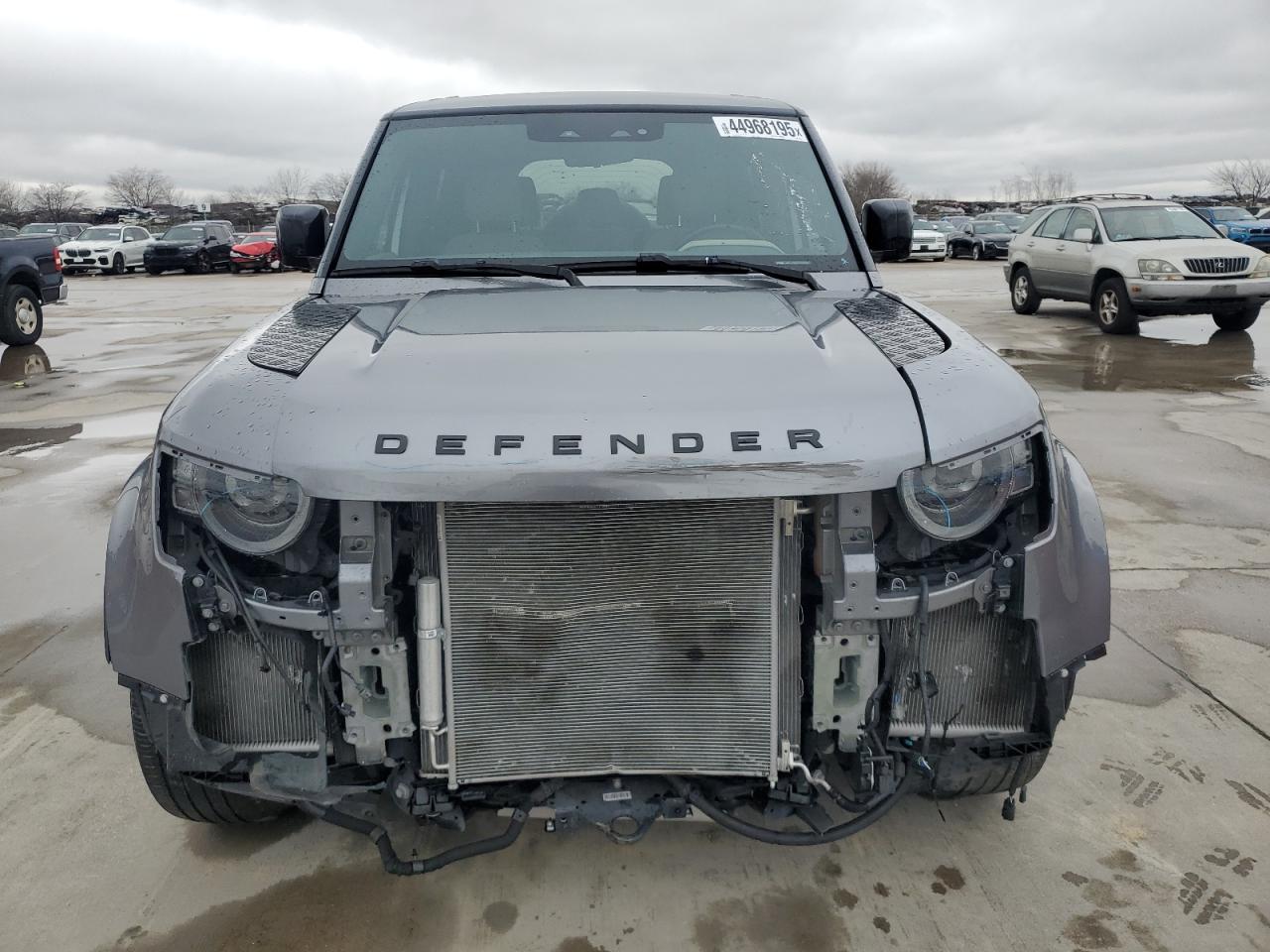 2021 Land Rover Defender - Image 5