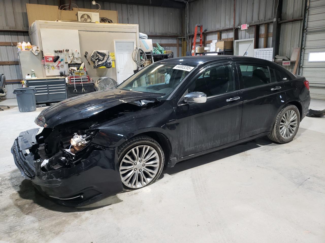 2011 Chrysler 200 - Image 1