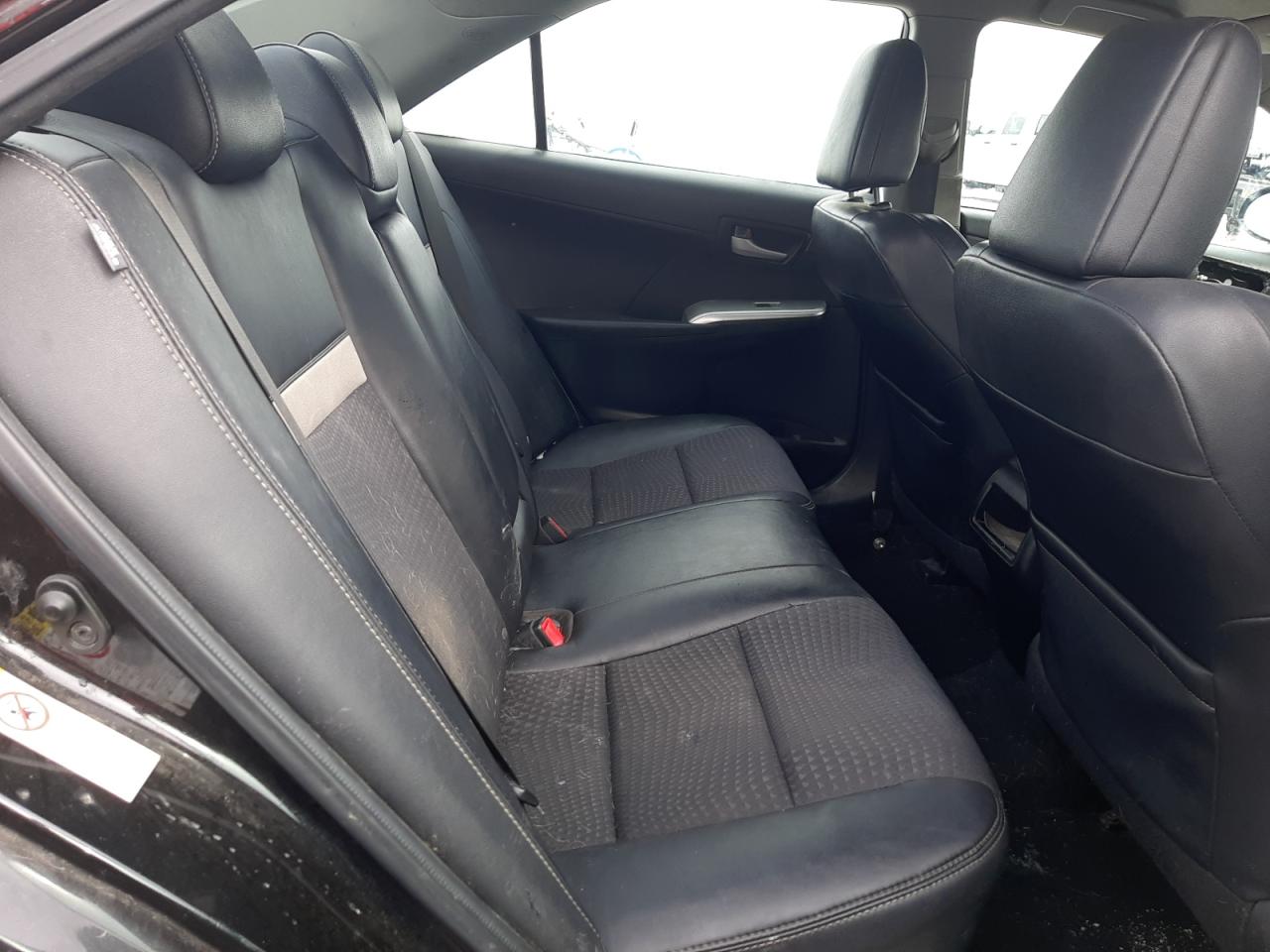 2012 Toyota Camry - Image 10