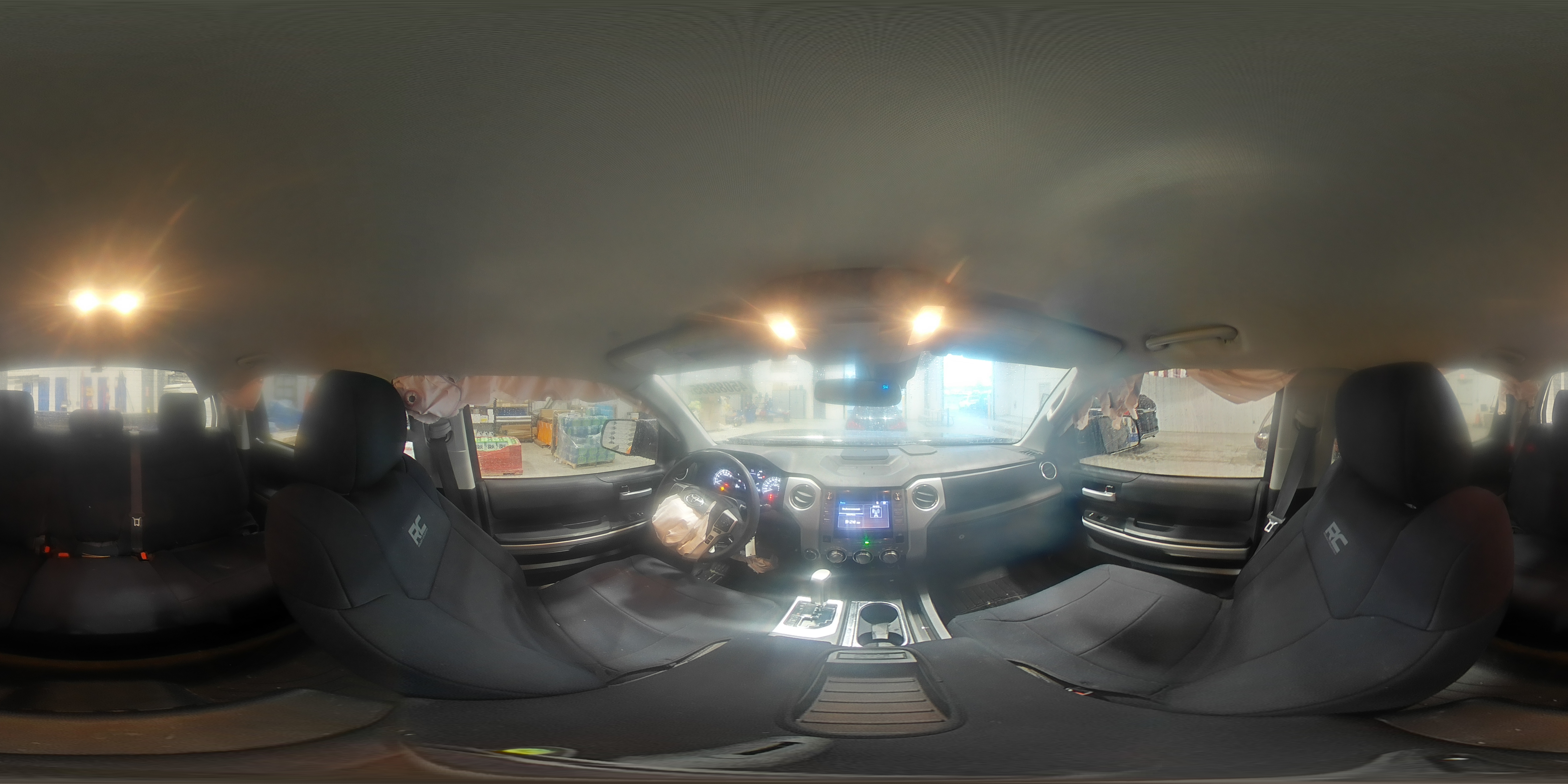 2019 Toyota Tundra - Image 13