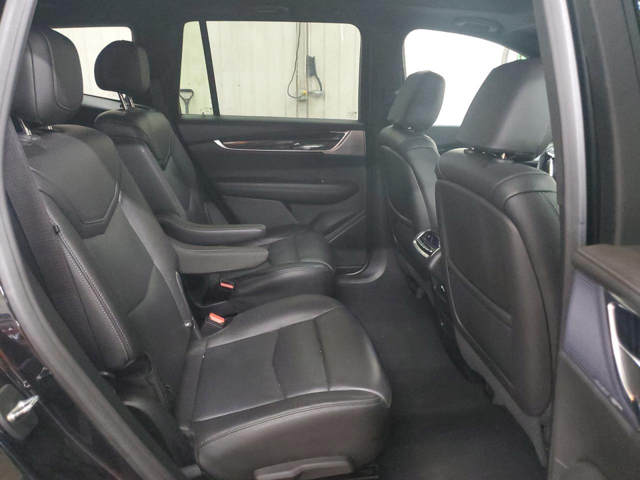 2020 Cadillac XT6 - Image 11