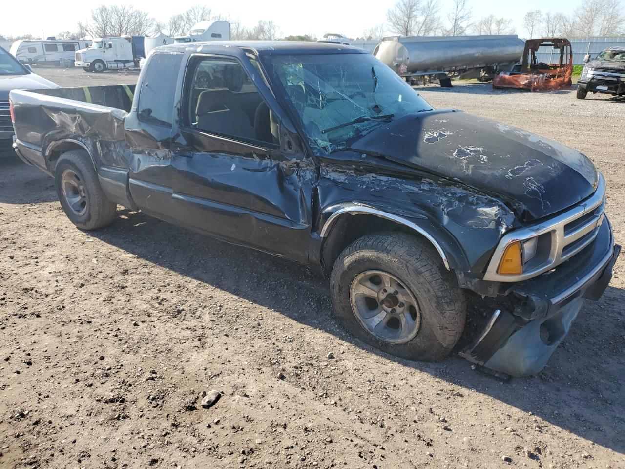1994 Chevrolet S-10 Pickup - Image 4