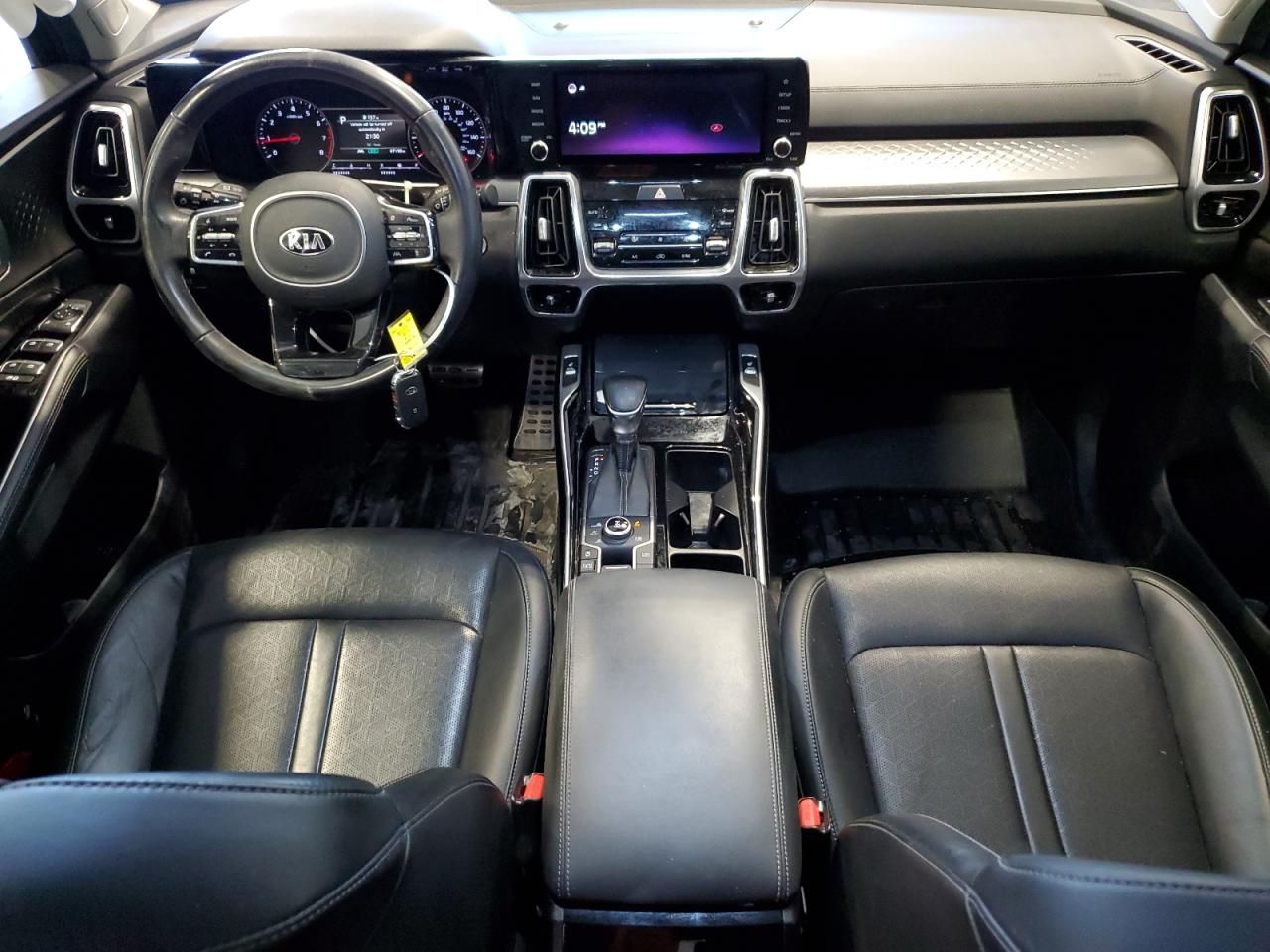 2021 Kia Sorento - Image 8