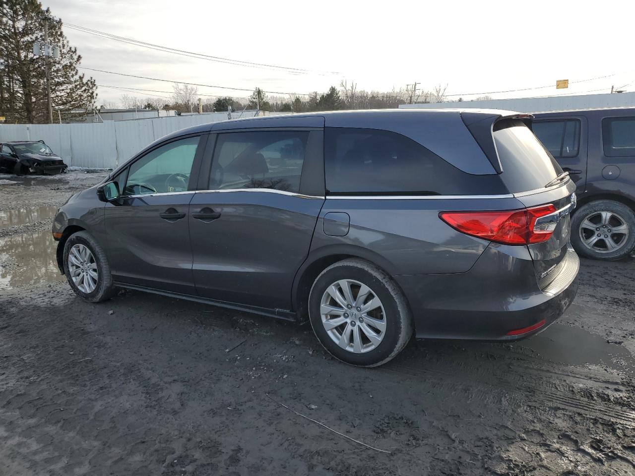 2019 Honda Odyssey - Image 2