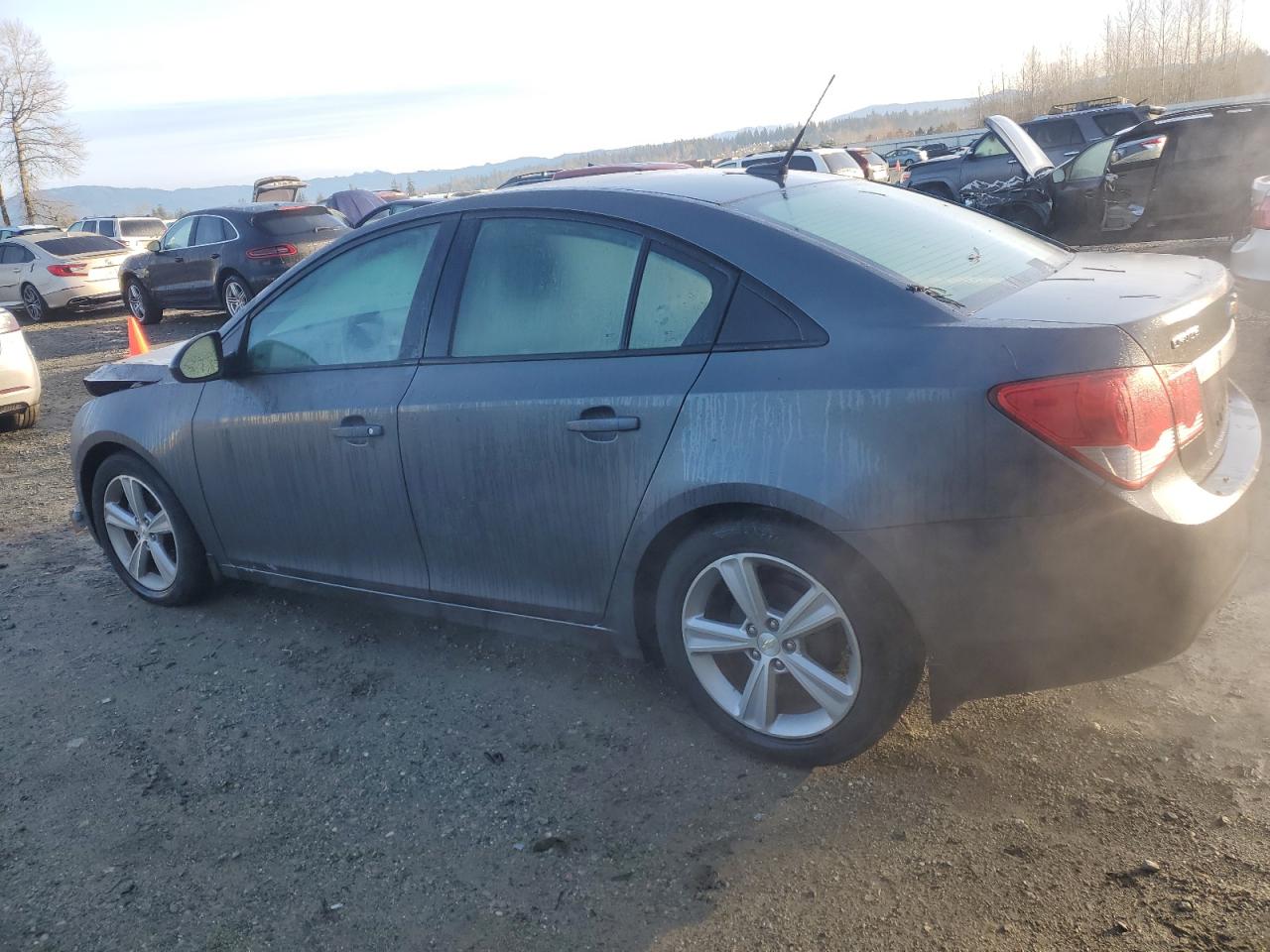 2013 Chevrolet Cruze - Image 2